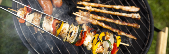 How to Throw a Memorial Day Barbecue on a Budget - NetCredit